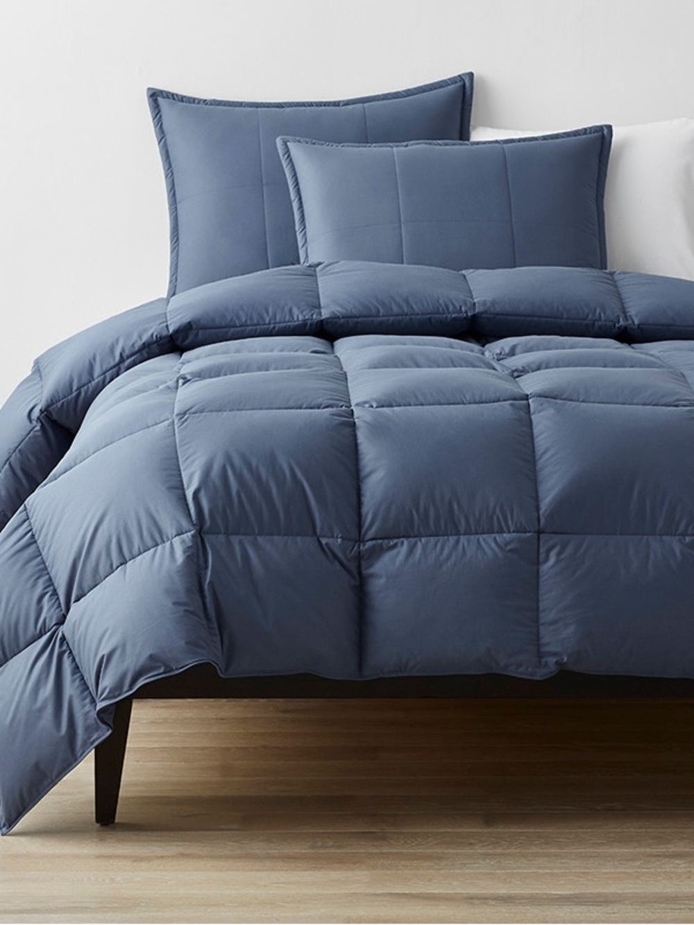 NWT The Company Store LaCrosse Premium Down Comforter Smoke Blue Full/Queen